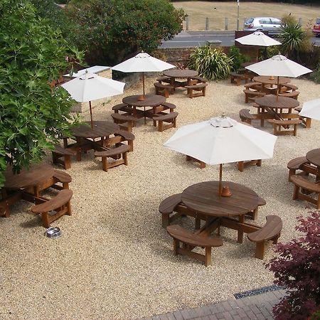 The Old Lodge Gosport Exterior foto