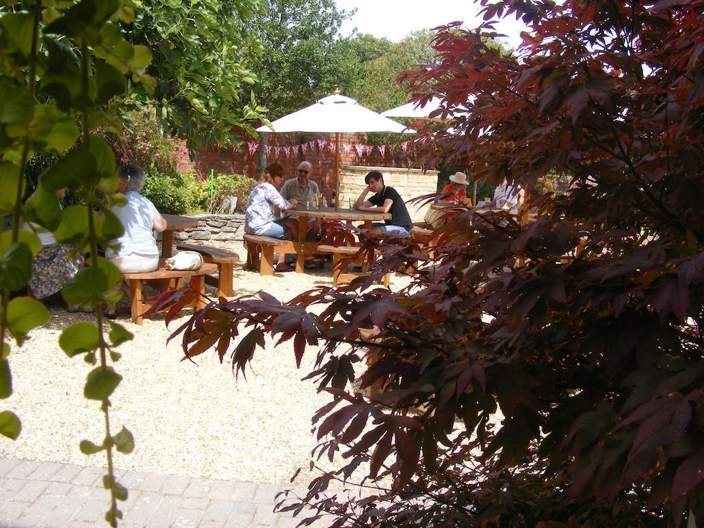 The Old Lodge Gosport Exterior foto