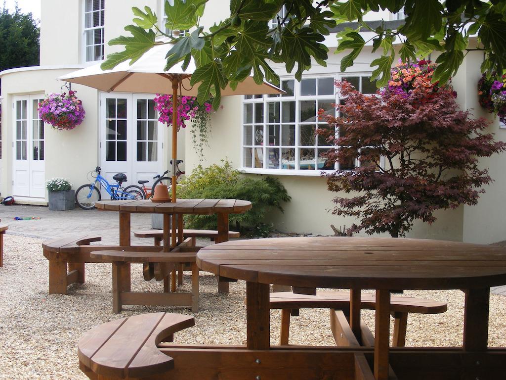 The Old Lodge Gosport Exterior foto